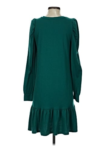 Crown & Ivy Casual Dress (view 2)