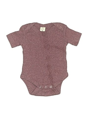 Kate Quinn Organics Short Sleeve Onesie (view 1)