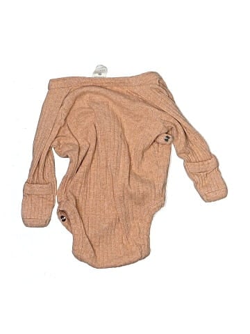 Kate Quinn Organics Long Sleeve Onesie (view 2)