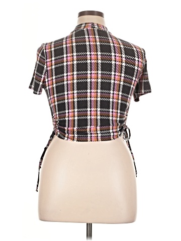 madden nyc Short Sleeve Blouse (view 2)
