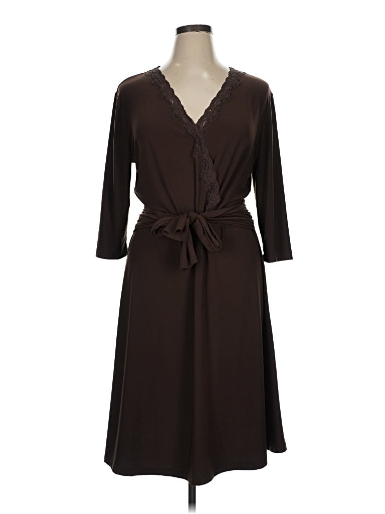Pre-owned Daisy Fuentes Casual Dress In Brown