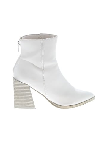 Unbranded Ankle Boots (view 1)