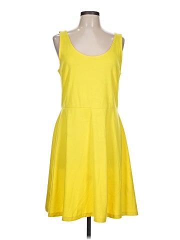H&M Casual Dress (view 1)