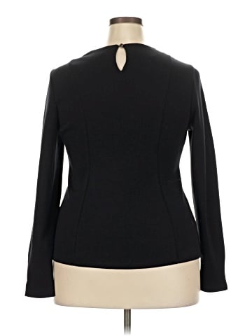 Scoop Long Sleeve T-Shirt (view 2)