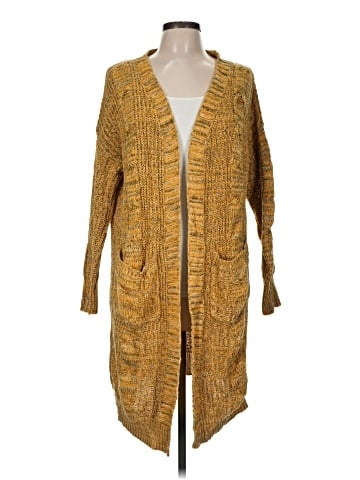Agnes & Dora Cardigan (view 1)