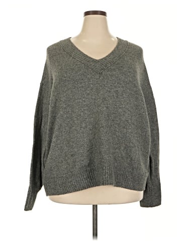 American Eagle Outfitters Pullover Sweater (view 1)