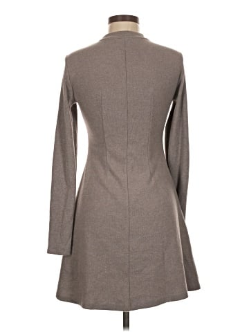 H&M Casual Dress (view 2)