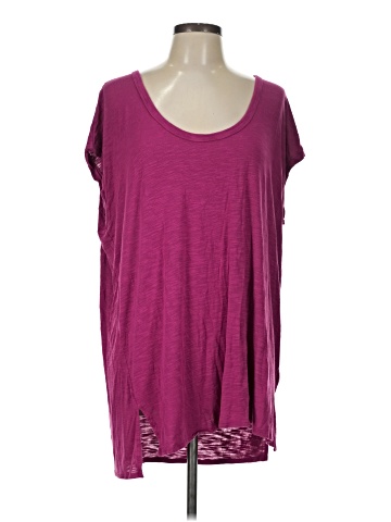 Old Navy Short Sleeve T-Shirt (view 1)