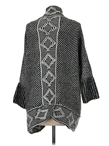 Crown & Ivy Cardigan (view 2)