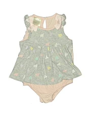 First Impressions Short Sleeve Onesie (view 1)
