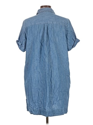 Old Navy Casual Dress (view 2)