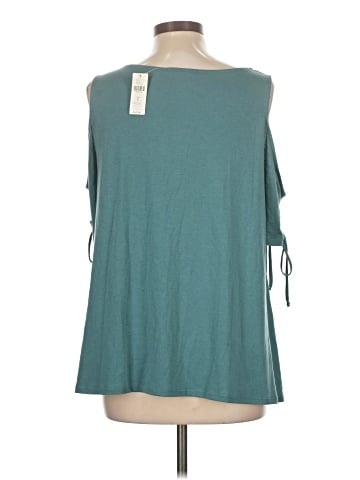 Everleigh Short Sleeve Top (view 2)