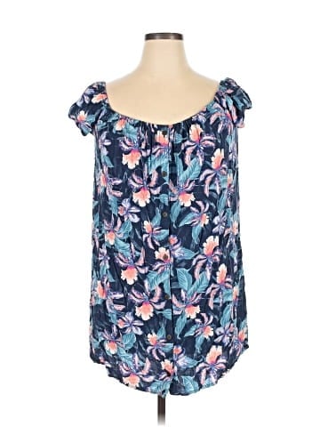 Rip Curl Short Sleeve Blouse (view 1)