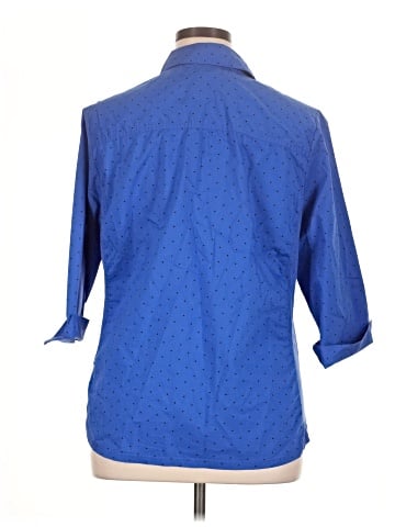 Croft & Barrow 3/4 Sleeve Button-Down Shirt (view 2)