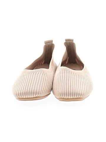 Unbranded Flats (view 2)