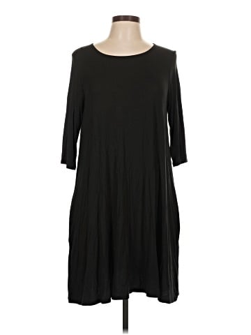Agnes & Dora Casual Dress (view 1)