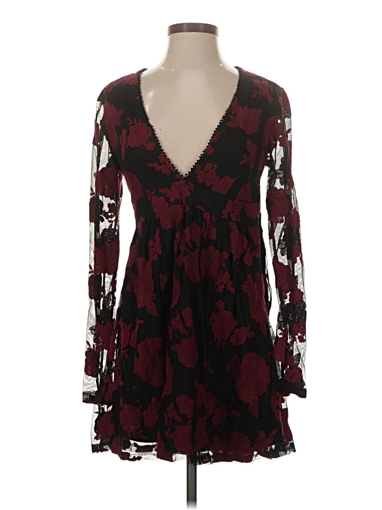 Pre-owned Forever 21 Cocktail Dress In Burgundy