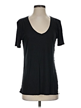 Lululemon Athletica Short Sleeve T-Shirt (view 1)