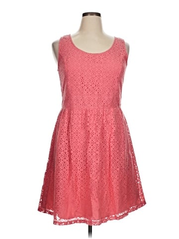 Ann Taylor LOFT Outlet Cocktail Dress (view 1)