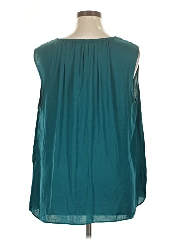 Jennifer Lopez Sleeveless Blouse (view 2)