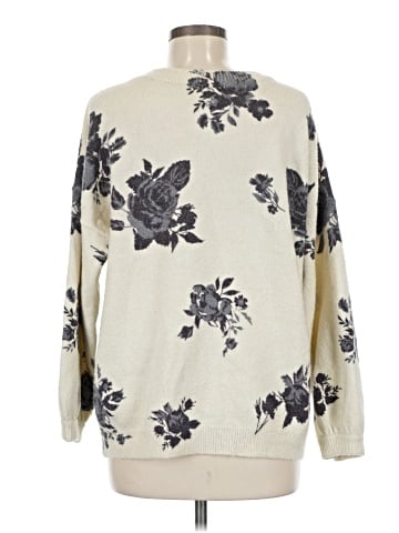 Chelsea & Theodore Pullover Sweater (view 2)