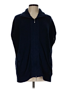 Kinross Poncho (view 1)