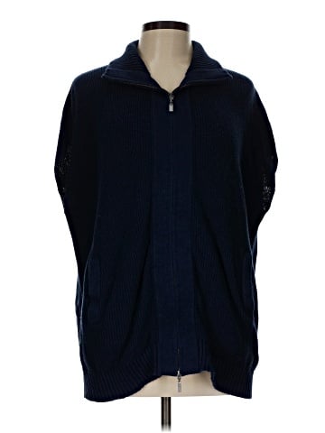 Kinross Poncho (view 1)