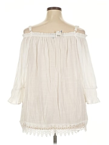 Rouge 3/4 Sleeve Blouse (view 2)