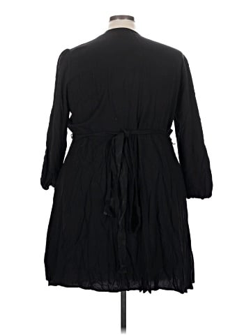 Old Navy Casual Dress (view 2)