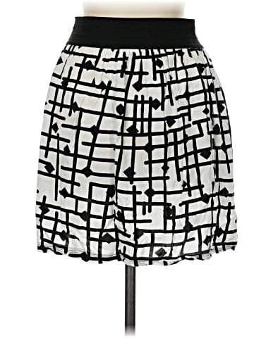 Hypnotized Casual Skirt (view 2)