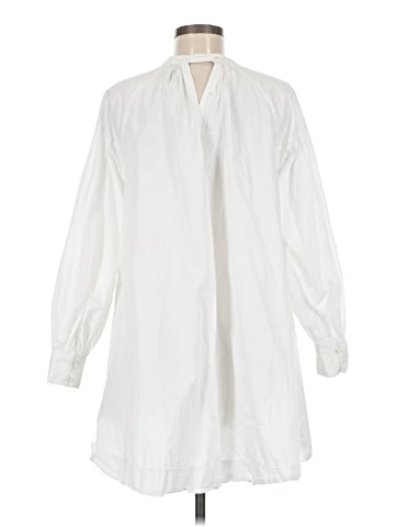 Urban Outfitters 3/4 Sleeve Blouse (view 2)