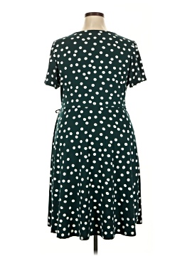 Fortune + Ivy Plus-Size Clothing On Sale Up To 90% Off Retail | ThredUp