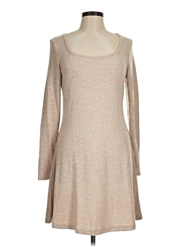 Old Navy Casual Dress (view 1)