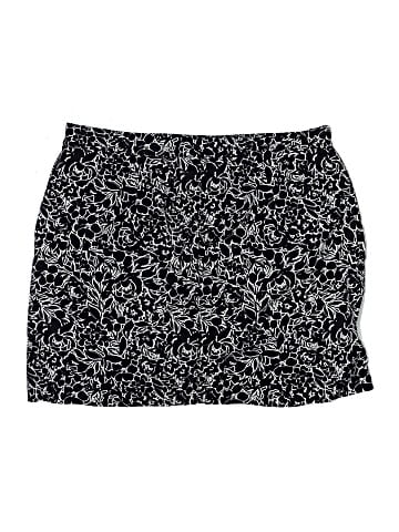 Karen Scott Skort (view 2)
