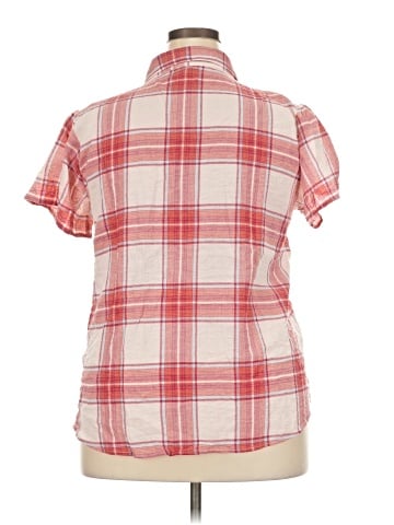 Maurices Short Sleeve Button-Down Shirt (view 2)