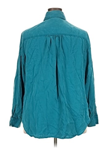Lane Bryant Long Sleeve Button-Down Shirt (view 2)