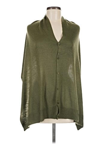 Simply Noelle Poncho (view 1)