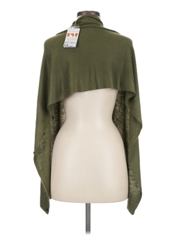 Simply Noelle Poncho (view 2)
