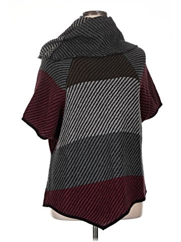 Chelsea & Theodore Poncho (view 1)