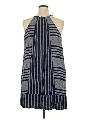 Old Navy Casual Dress (view 2)