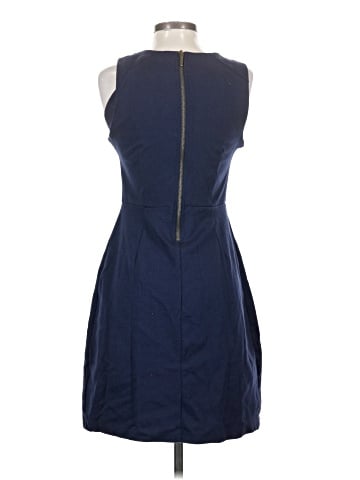 Old Navy Casual Dress (view 2)