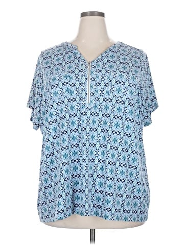 Croft & Barrow Plus Short Sleeve Blouse (view 1)