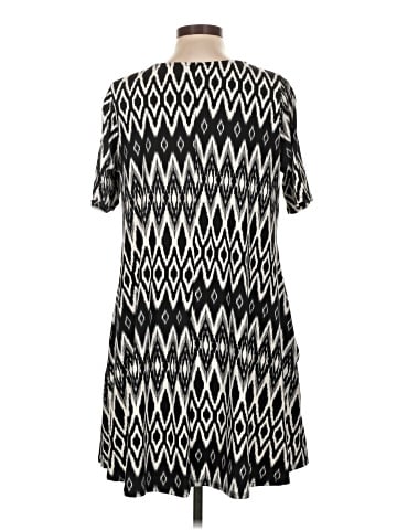 Agnes & Dora Casual Dress (view 2)