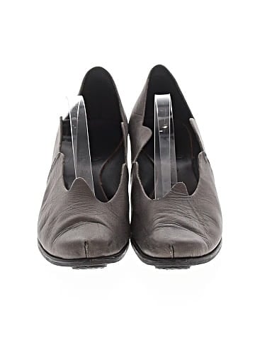 Cydwoq Heels (view 2)
