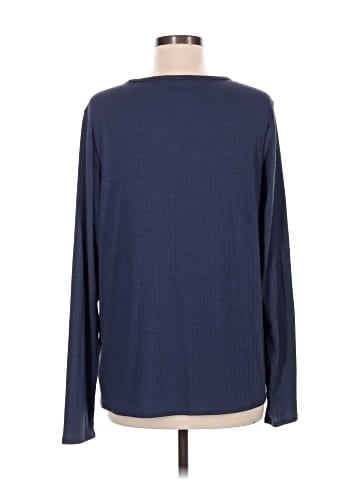 LUXE Long Sleeve T-Shirt (view 2)