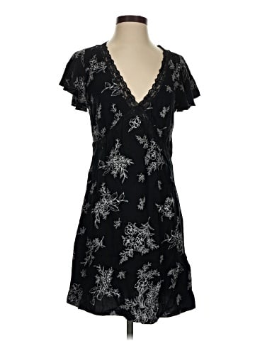 Old Navy Casual Dress (view 1)