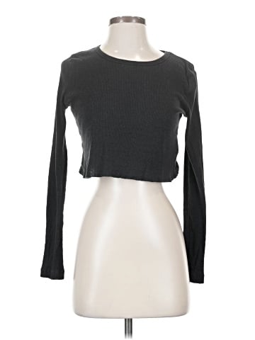 Urban Outfitters Long Sleeve T-Shirt (view 1)