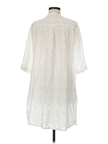 Solitaire 3/4 Sleeve Button-Down Shirt (view 2)