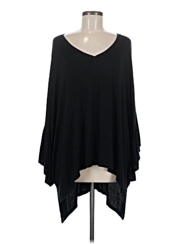 Akemi + Kin 3/4 Sleeve T-Shirt (view 1)