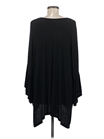 Akemi + Kin 3/4 Sleeve T-Shirt (view 2)